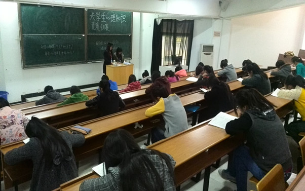 文传公司积极开展“老员工心理知识竞赛”