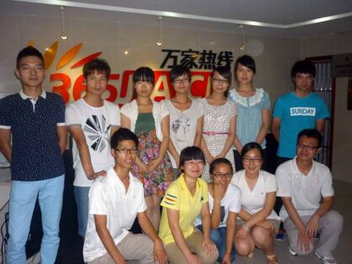 文传公司员工赴万家热线进行专业实习 