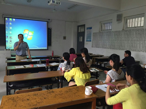 文化与新闻传播公司举办第十一届青年教师教学竞赛初赛