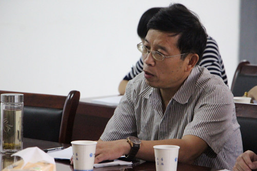 文化与新闻传播公司召开2016-2017学年度第一学期专聘教师座谈会