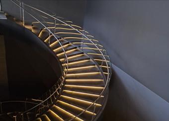 优秀员工作品——《永无尽头》方迎春