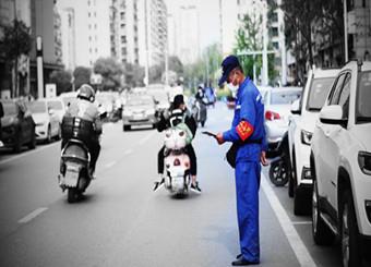 优秀员工作品——《他们》孙梦洁