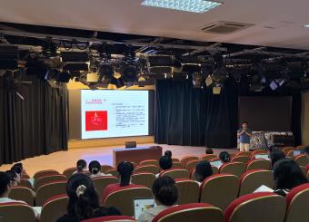 太阳成集团122ccvip开展新入职教师培训活动（二）