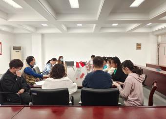 太阳成集团122ccvip新闻系召开教学重点工作研讨会