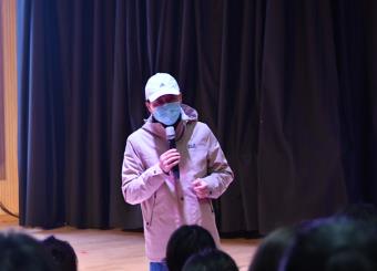 安徽广播电视台外宣部副主任方田受邀来公司作“记者眼中的党的二十大”主题讲座