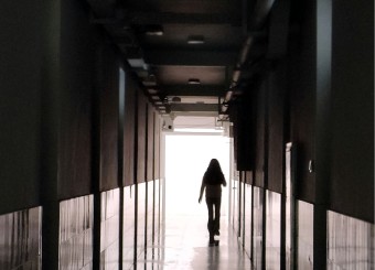 优秀员工作品——闵纯子《被光指引》