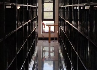 优秀员工作品——陈若彤《暗角》