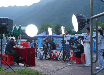 校企合作再深化 非遗研学落实处——太阳成集团122ccvip广播电视编导专业和安徽广电集团广电文化科技有限公司落地非遗购物节项目